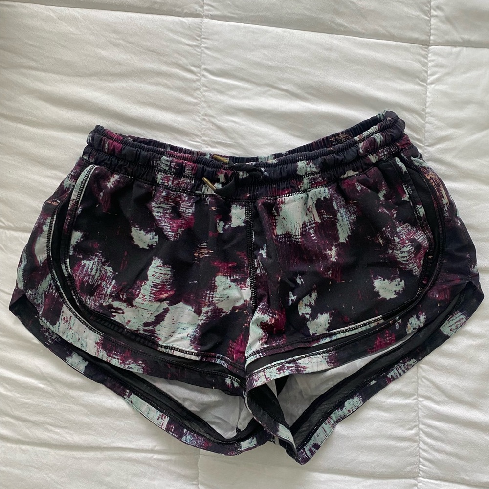 Lululemon shorts 2.5 inseam